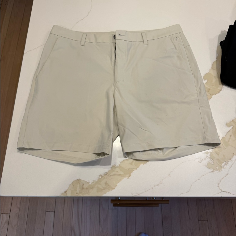 CRZ Yoga golf shorts (bone)
